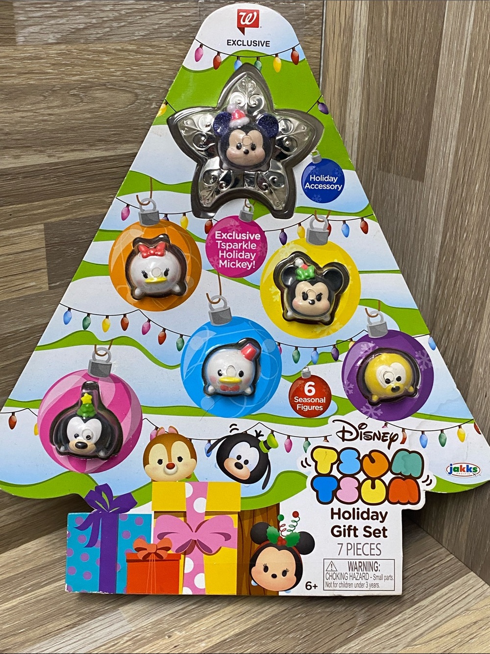 Disney Tsum Tsum Holiday Gift Set Mickey Mouse